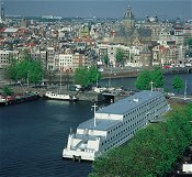 Amstel Botel von oben gesehen Amstel Botel von oben gesehen