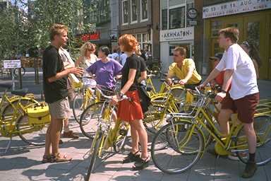 Vor der Abfahrt bei YellowBike Amsterdam Vor der Abfahrt bei YellowBike Amsterdam