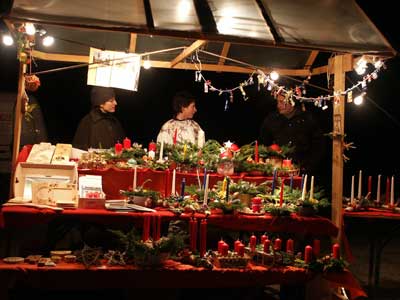 Christina, Daniela und Urs: Mal ganz kurz ohne Kundenansturm. Christina, Daniela und Urs: Mal ganz kurz ohne Kundenansturm.