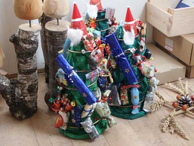 Unsere Adventskalender 2006 mit süssem Inhalt für jeden Tag! Unsere Adventskalender 2006 mit süssem Inhalt für jeden Tag!
