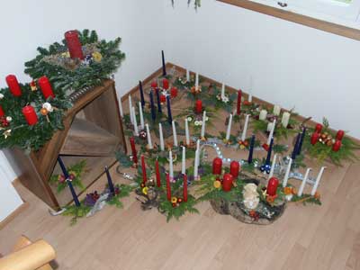 Sogar das Treppenhaus wird als Zwischenlager genutzt! Sogar das Treppenhaus wird als Zwischenlager genutzt!