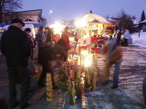 Weihnachtsmarkt nach dem Aufbau (2) Weihnachtsmarkt nach dem Aufbau (2)