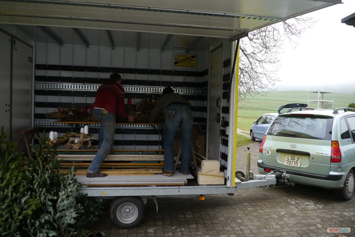 P1050866 - Erste Fuhre Anh√&sect;nger beladen